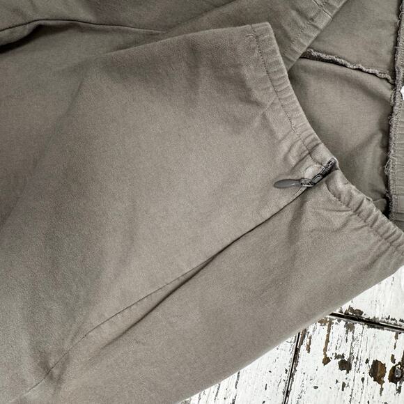 Eileen Fisher Organic Cotton Flat Front Pants Size Large Tapered Leg Brown Tan - Picture 7 of 12